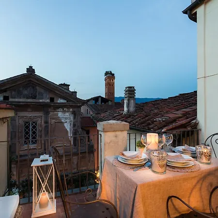 شقة In With Panoramic Terrace لوكا
