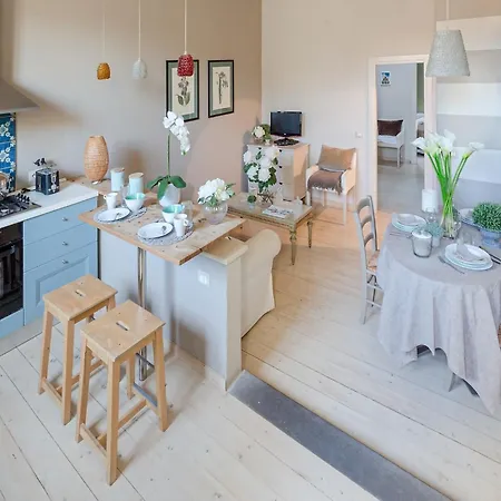 In With Panoramic Terrace *